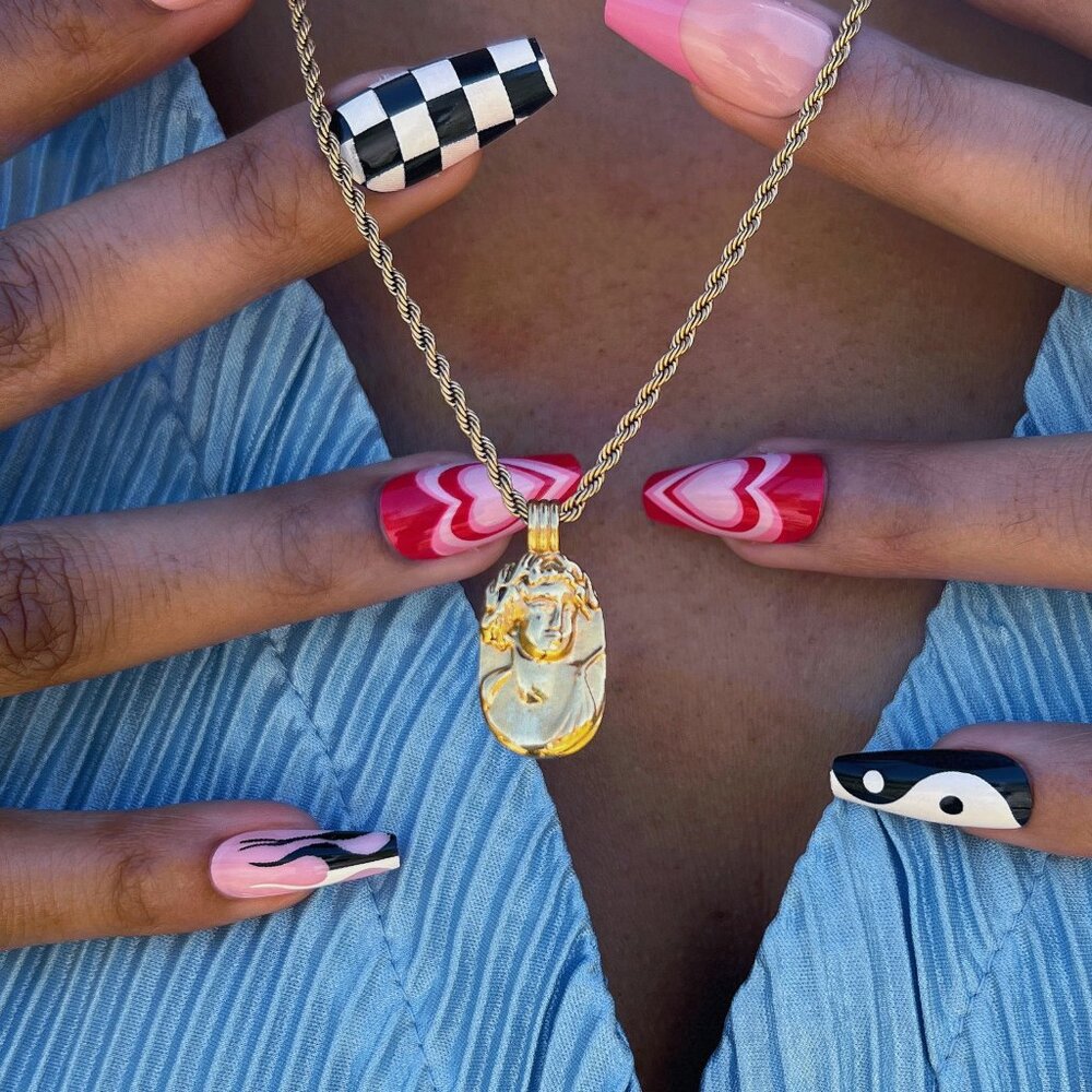 18K Gold Pendant Chain Necklace